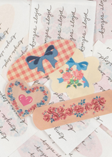 画像をギャラリービューアに読み込む, KISS AND COMFORT BANDAGES EU / コンゲススロイド 24枚入りバンドエイド キッズ 男の子 女の子 KS103123