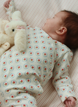 画像をギャラリービューアに読み込む, BASIC LS NEWBORN BODY GOTS / コンゲススロイド 長袖 ベビー前開きロンパース マリン 海の空 ドットと花柄 KS104674