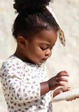 画像をギャラリービューアに読み込む, CLASSIC 2 PACK BIB / コンゲススロイド 2枚組スタイ100%オーガニックコットン よだれ掛け 3色のお花