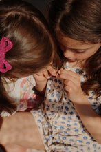 画像をギャラリービューアに読み込む, MULLI TEE GOTS / コンゲススロイド 半袖トップス Tシャツ キッズ リボン ブルー花柄 KS102460