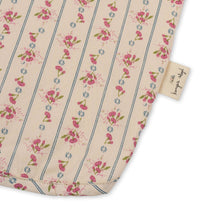 画像をギャラリービューアに読み込む, Comea big bib / コンゲススロイド お食事ベビーエプロン よだれ掛け 恐竜 花柄 ひよこ ハート 9色