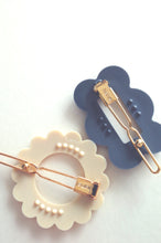 画像をギャラリービューアに読み込む, kanel / カネル ヘアクリップ ヘアピン デンマーク製 お花 フラワー