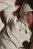 BASIC LS NEWBORN BODY GOTS - TEA STRIPE / コンゲススロイド  新生児ロンパース オーガニックコットン ベビー レモン KS102243