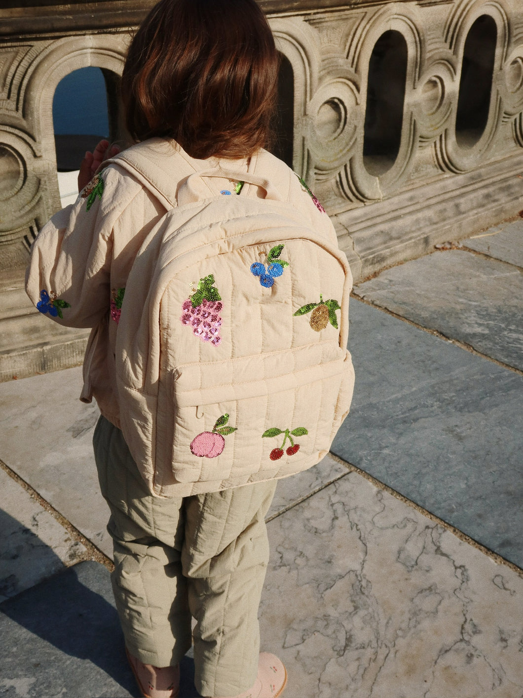 JUNO QUILTED SEQUIN BACKPACK MIDI - FRAPPÉ / コンゲススロイド  キルト スパンコール リュック バックパック キッズ フルーツ KS103554