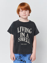 画像をギャラリービューアに読み込む, Living In A Shell T-shirt 23SS / ボボショーズ  半袖Tシャツ ブラック
