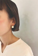 画像をギャラリービューアに読み込む, Ball one touch pierce / ボールワンタッチピアス シルバー ゴールド

