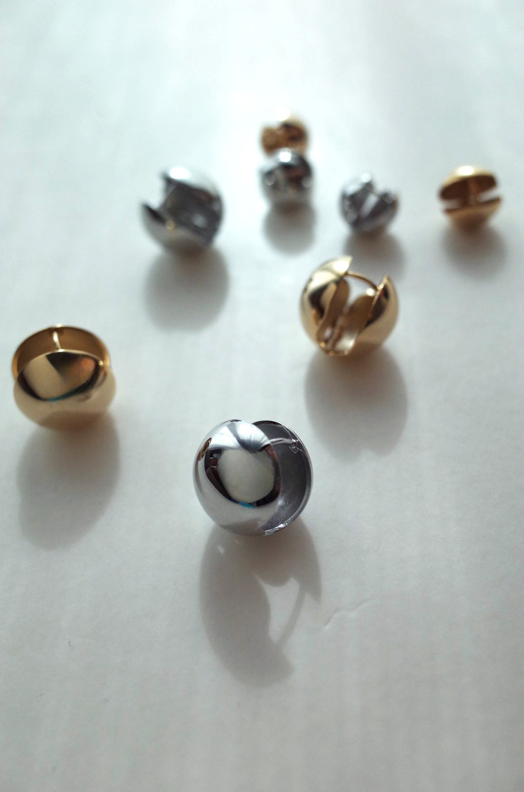 Ball one touch pierce / ボールワンタッチピアス シルバー ゴールド