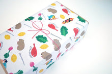 画像をギャラリービューアに読み込む, MEDETAI gift wrapping - Grace Lee -

